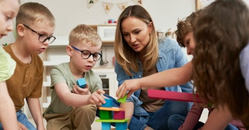 Educação Infantil: Jogos Brinquedos e Recreação